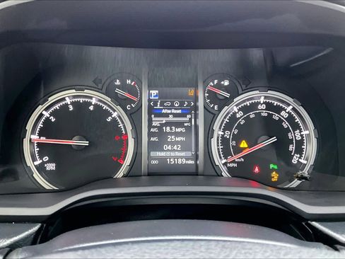 Used 2024 Toyota 4Runner Limited AWD/4WD image 26