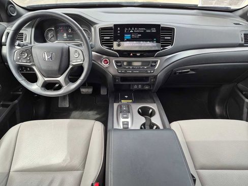 Certified 2024 Honda Passport EX-L image 13
