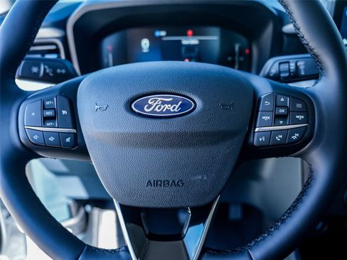 Used 2025 Ford Maverick XLT w/ XLT Luxury Package AWD/4WD image 12