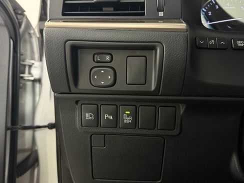 Used 2016 Lexus ES 350 w/ Navigation System Package FWD image 24