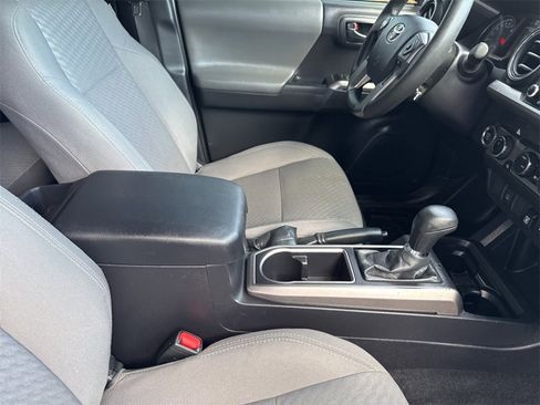 Used 2023 Toyota Tacoma TRD Sport image 25