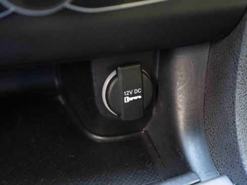 Used 2019 Dodge Charger SXT w/ Blacktop Package image 30