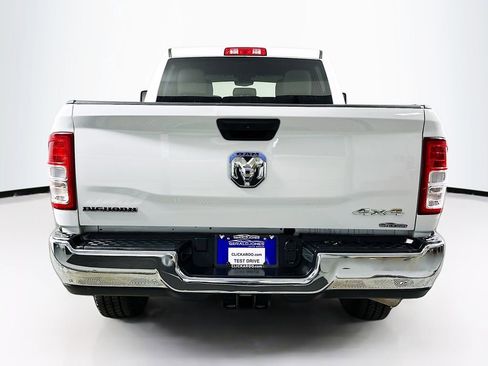Used 2024 RAM 2500 Big Horn AWD/4WD image 15