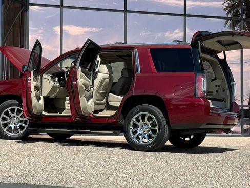 Used 2016 GMC Yukon Denali w/ Open Road Package image 29