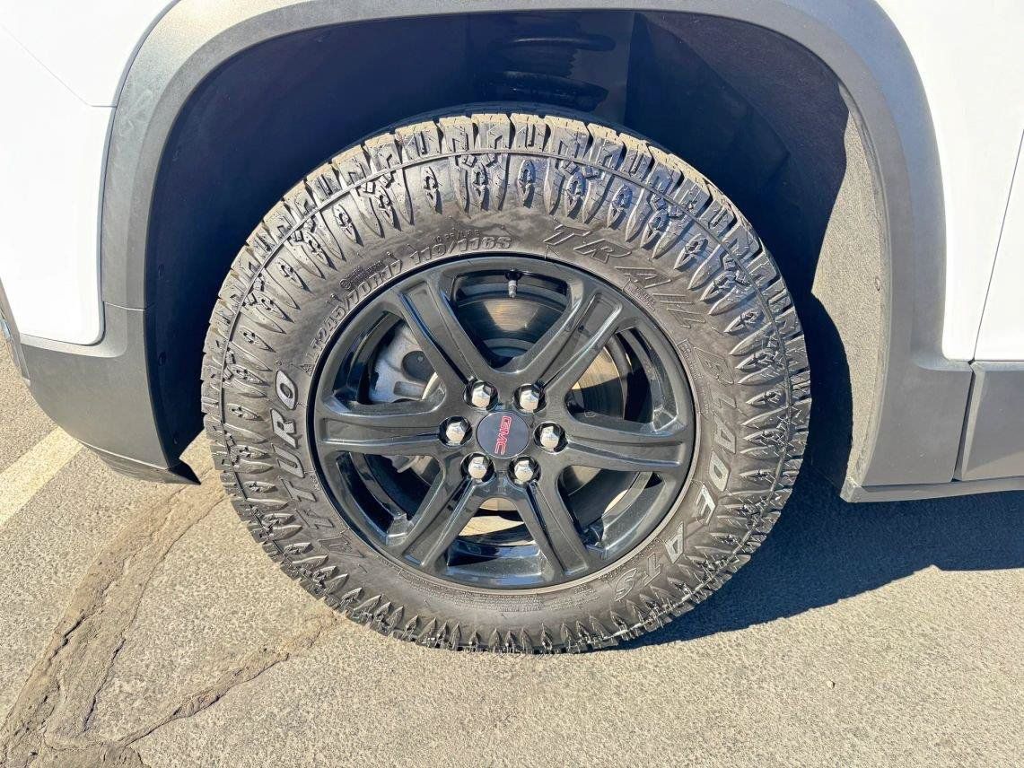 Used 2023 GMC Acadia AT4 AWD/4WD image 9
