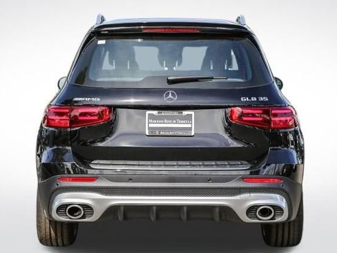 New 2025 Mercedes-Benz GLB 35 AMG 4MATIC image 5