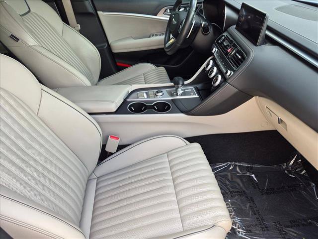 Used 2023 Genesis G70 3.3T RWD image 21