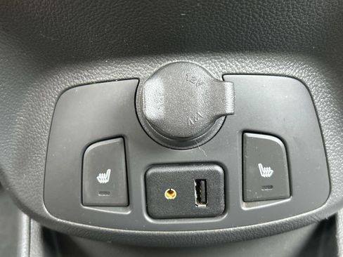 Used 2015 Chevrolet Spark LT image 26