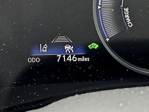 Used 2025 Lexus NX 350h AWD w/ Accessory Package (2T) image 21