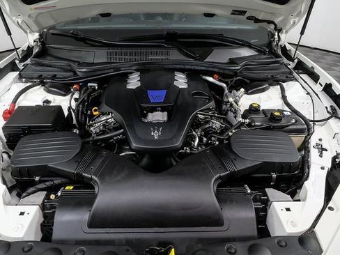 Used 2022 Maserati Ghibli Modena Q4 image 35