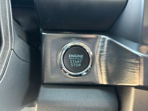 New 2025 Ford F250 Lariat w/ Lariat Ultimate Package image 30