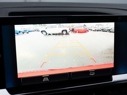 Used 2023 Chevrolet Silverado 1500 RST image 4