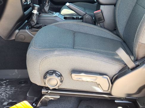 New 2026 Jeep Wrangler Sport AWD/4WD image 21