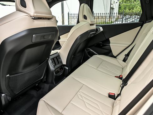 Used 2026 BMW X3 xDrive30i w/ Premium Package AWD/4WD image 24