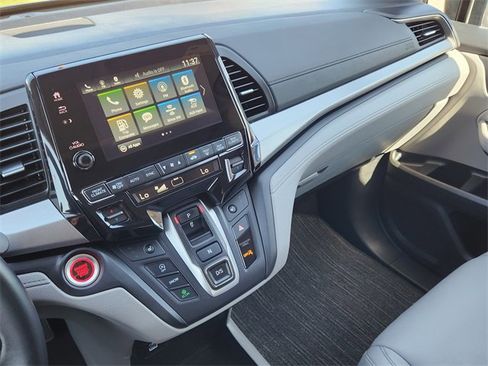 Used 2024 Honda Odyssey EX-L image 32