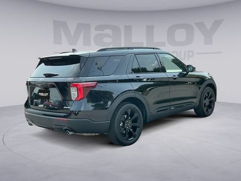 Used 2023 Ford Explorer ST-Line AWD/4WD image 5