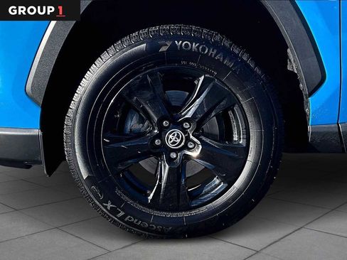 Used 2021 Toyota RAV4 XLE image 10