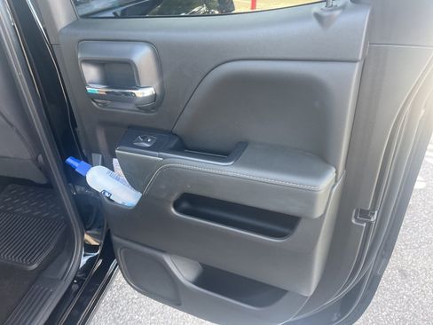 Used 2018 Chevrolet Silverado 1500 LT w/ All Star Edition image 8