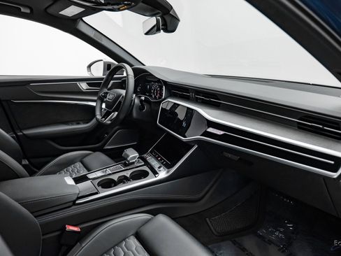 Used 2025 Audi RS 6 performance image 42