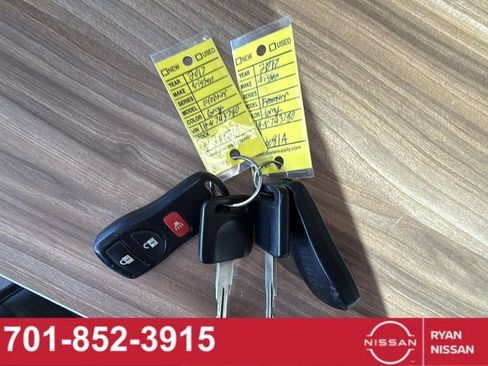 Used 2017 Nissan Frontier SV image 25