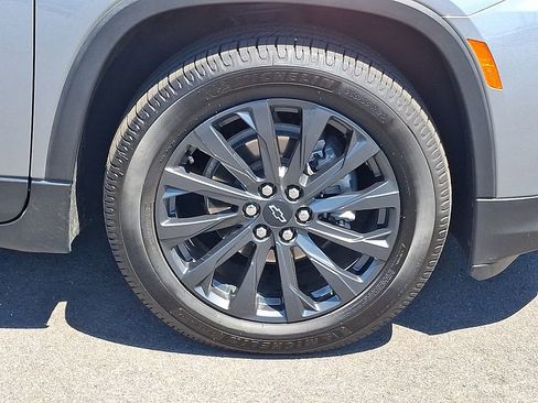 Used 2023 Chevrolet Traverse RS AWD/4WD image 8