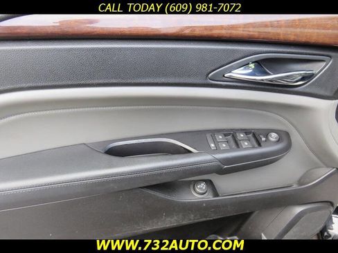 Used 2011 Cadillac SRX Performance AWD/4WD image 30