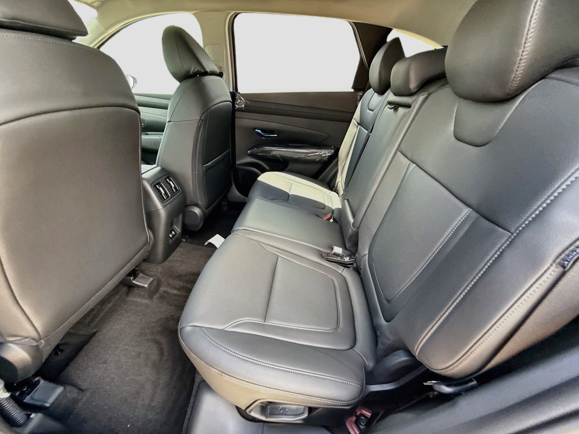 New 2026 Hyundai Tucson SEL Plus w/ Tow & Go Package FWD image 18
