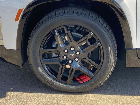 Used 2022 Chevrolet Traverse Premier w/ Redline Edition image 30
