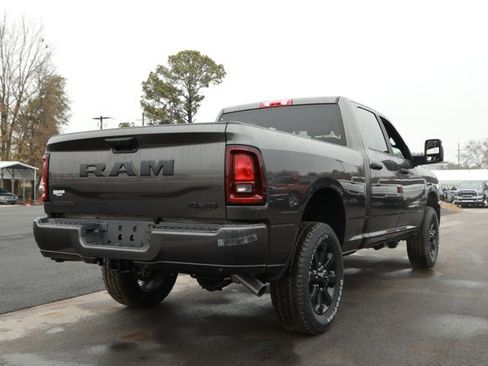 New 2026 RAM 2500 Big Horn AWD/4WD image 6