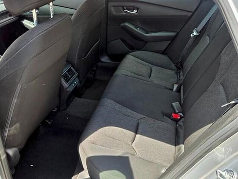 Used 2025 Honda Accord LX image 10