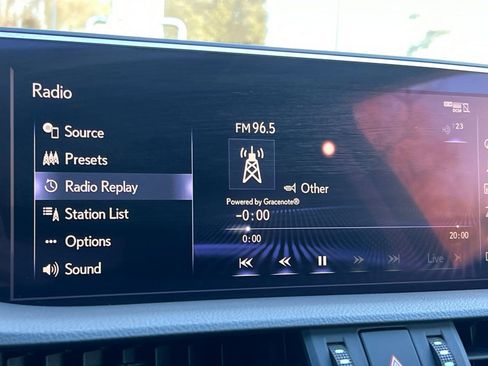 Used 2019 Lexus ES 300h w/ Premium Package FWD image 21