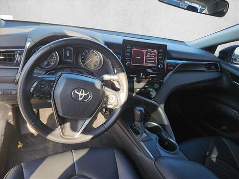 Used 2021 Toyota Camry SE FWD image 14