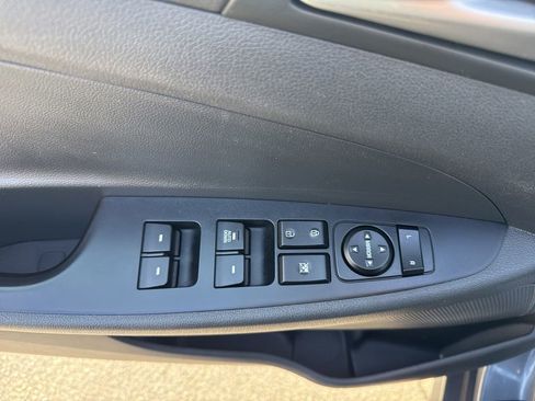 Used 2019 Hyundai Tucson SE image 13