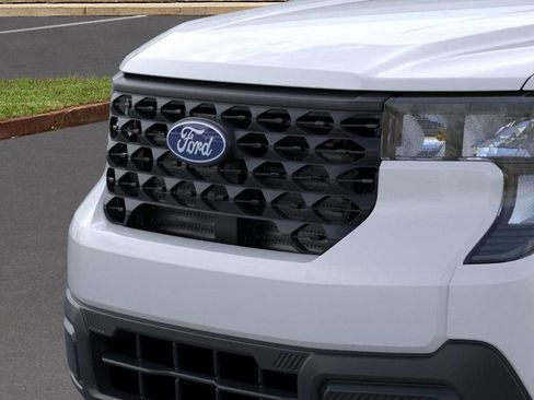 New 2025 Ford Maverick XL w/ Equipment Group 102A image 18