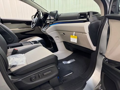 New 2026 Honda Odyssey Elite image 29