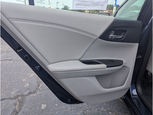 Used 2015 Honda Accord EX-L image 15
