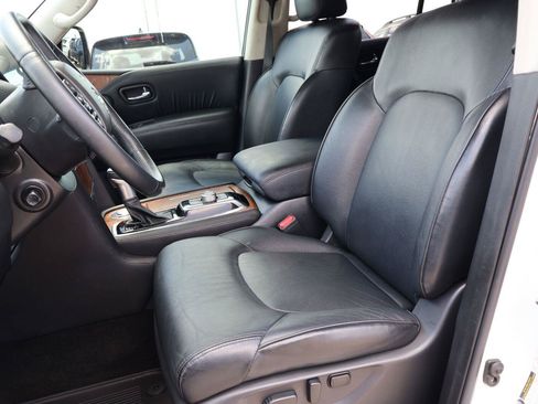 Used 2023 Nissan Armada SL w/ Captain's Chairs Package RWD image 12
