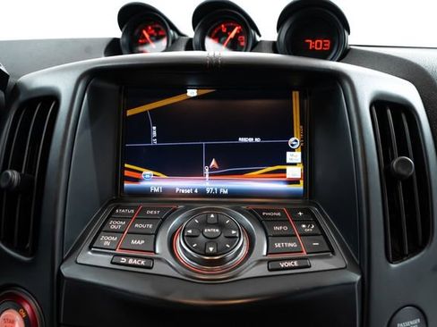 Used 2015 Nissan 370Z NISMO image 32