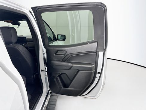 Used 2023 Chevrolet Colorado W/T RWD image 28