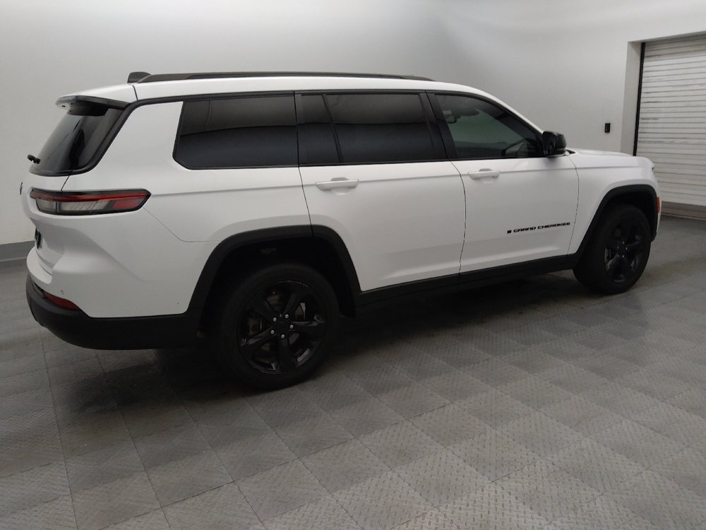 Used 2022 Jeep Grand Cherokee L Laredo AWD/4WD image 10