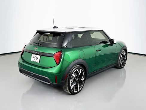 Certified 2025 MINI Cooper S image 5