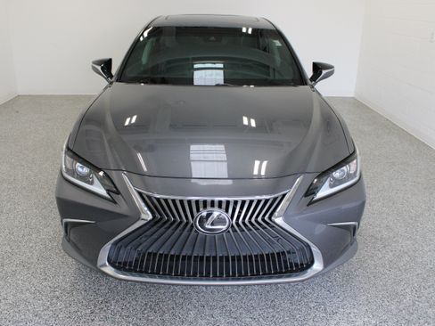 Used 2020 Lexus ES 350 w/ Premium Package FWD image 3
