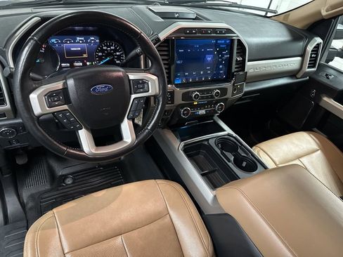 Used 2022 Ford F350 Lariat w/ Lariat Value Package AWD/4WD image 13