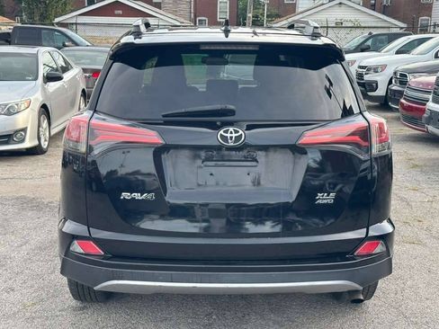 Used 2018 Toyota RAV4 XLE w/ Plus Extra Value Package AWD/4WD image 7