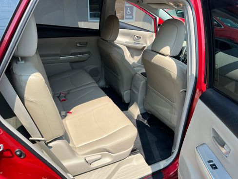 Used 2014 Toyota Prius V Five FWD image 31