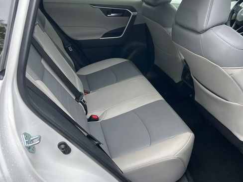Used 2025 Toyota RAV4 XLE Premium w/ Weather Package FWD image 10