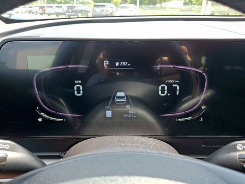 Used 2023 Kia Sportage EX FWD image 19