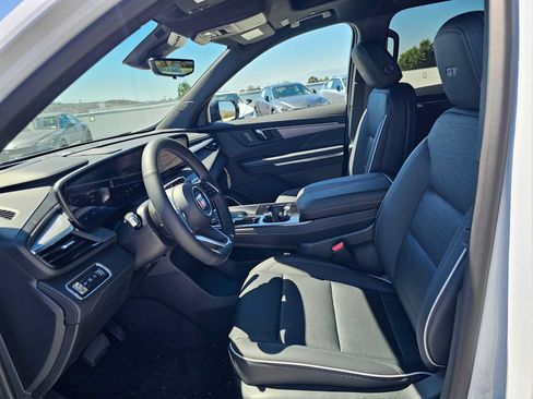 New 2026 Buick Enclave Sport Touring w/ Power Package FWD image 22