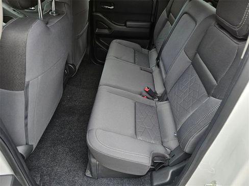 New 2025 Nissan Frontier SV w/ SV Convenience Package image 5