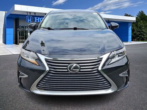 Used 2017 Lexus ES 350 w/ Navigation System Package FWD image 28